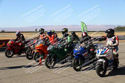 media/Aug-13-2023-CRA (Sun) [[1cfc37a6fb]]/Race 4 400 Superbike/Grid Shots/